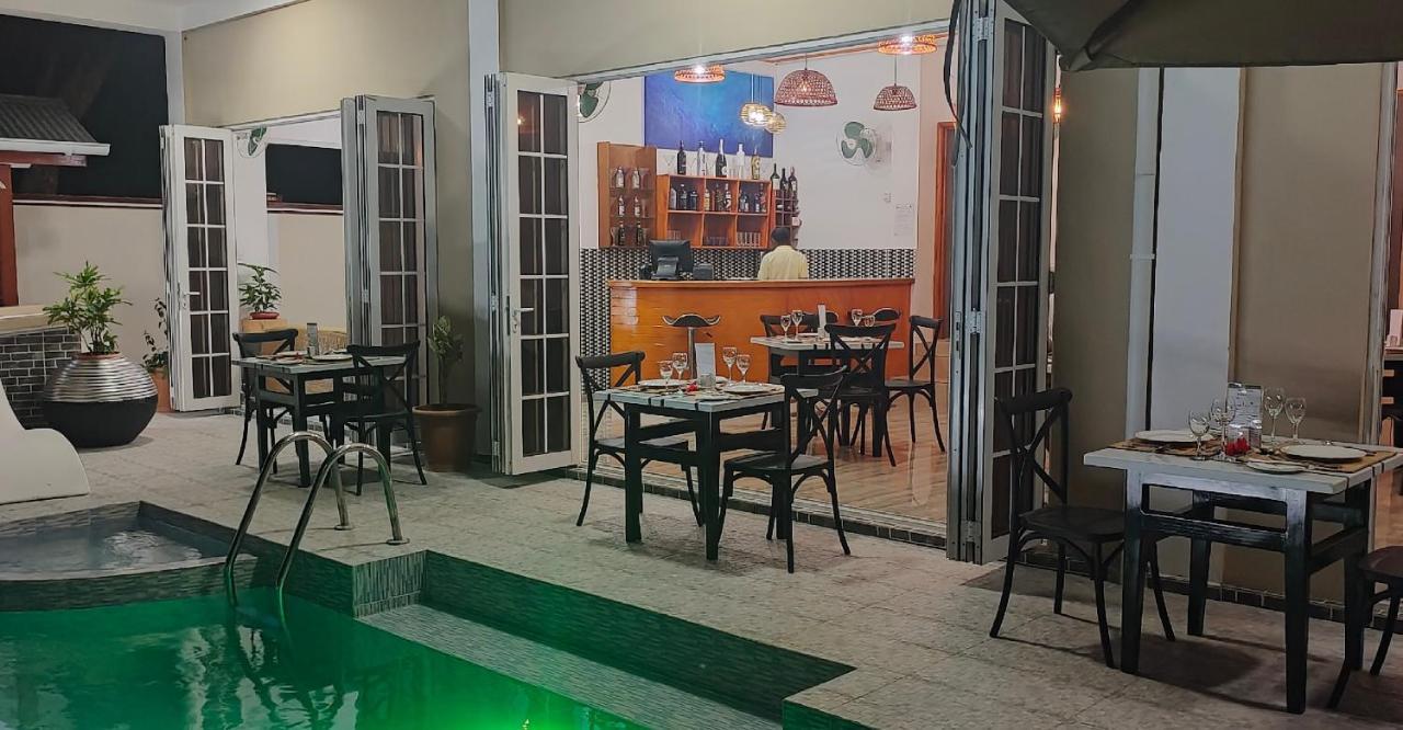 Mountain View Hotel La Digue Buitenkant foto