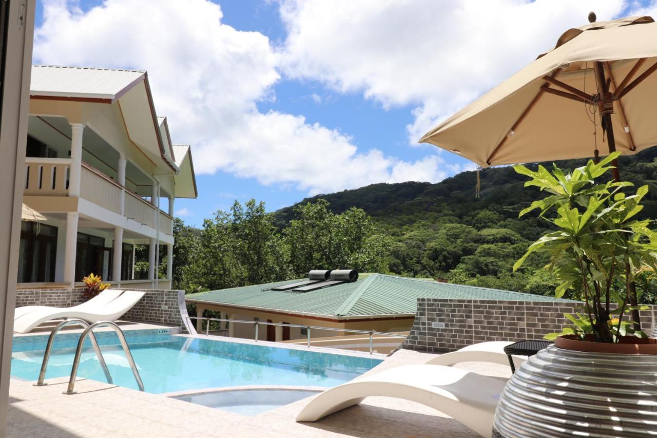 Mountain View Hotel La Digue Buitenkant foto